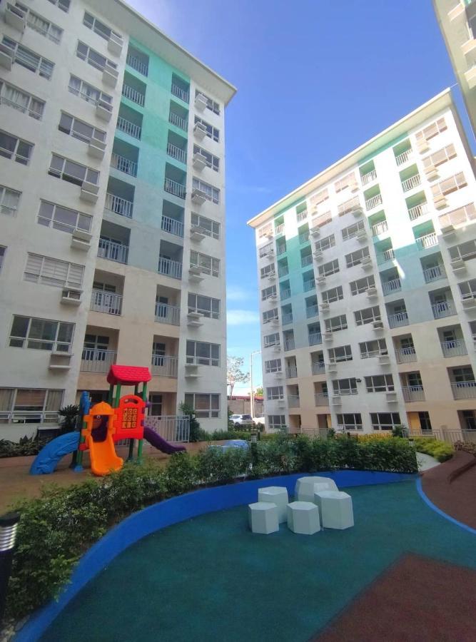 Davao Condo 2Br Pool Wifi Netflix Eksteriør billede