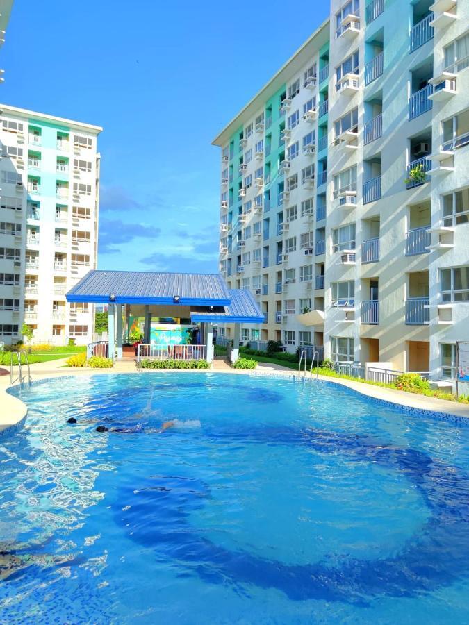 Davao Condo 2Br Pool Wifi Netflix Eksteriør billede