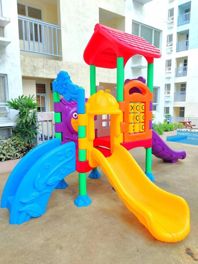 Davao Condo 2Br Pool Wifi Netflix Eksteriør billede