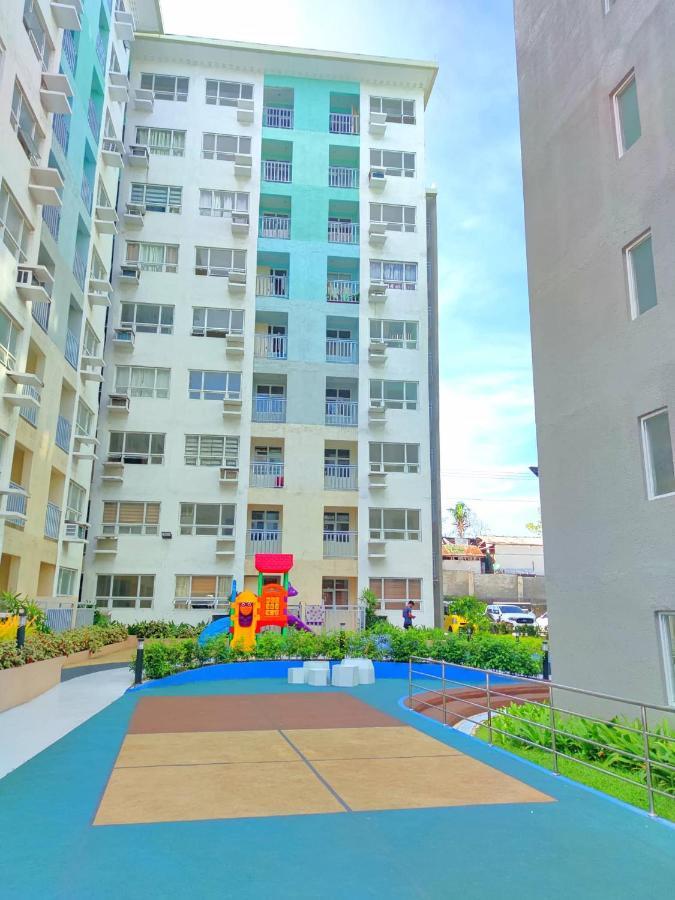 Davao Condo 2Br Pool Wifi Netflix Eksteriør billede