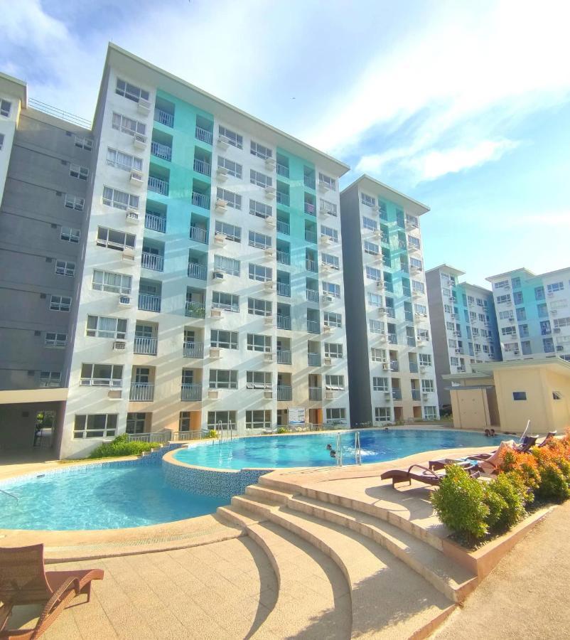 Davao Condo 2Br Pool Wifi Netflix Eksteriør billede