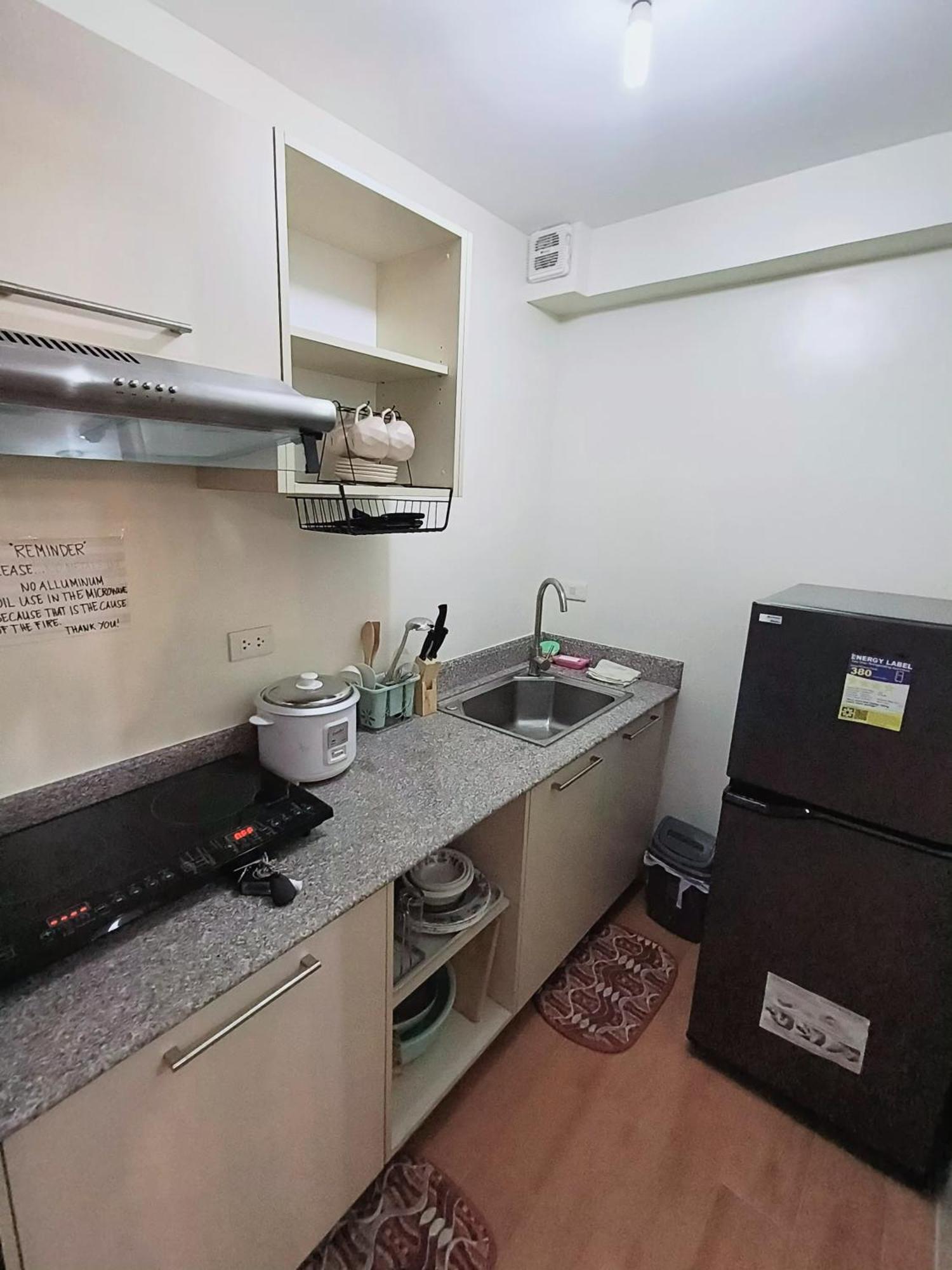 Davao Condo 2Br Pool Wifi Netflix Eksteriør billede