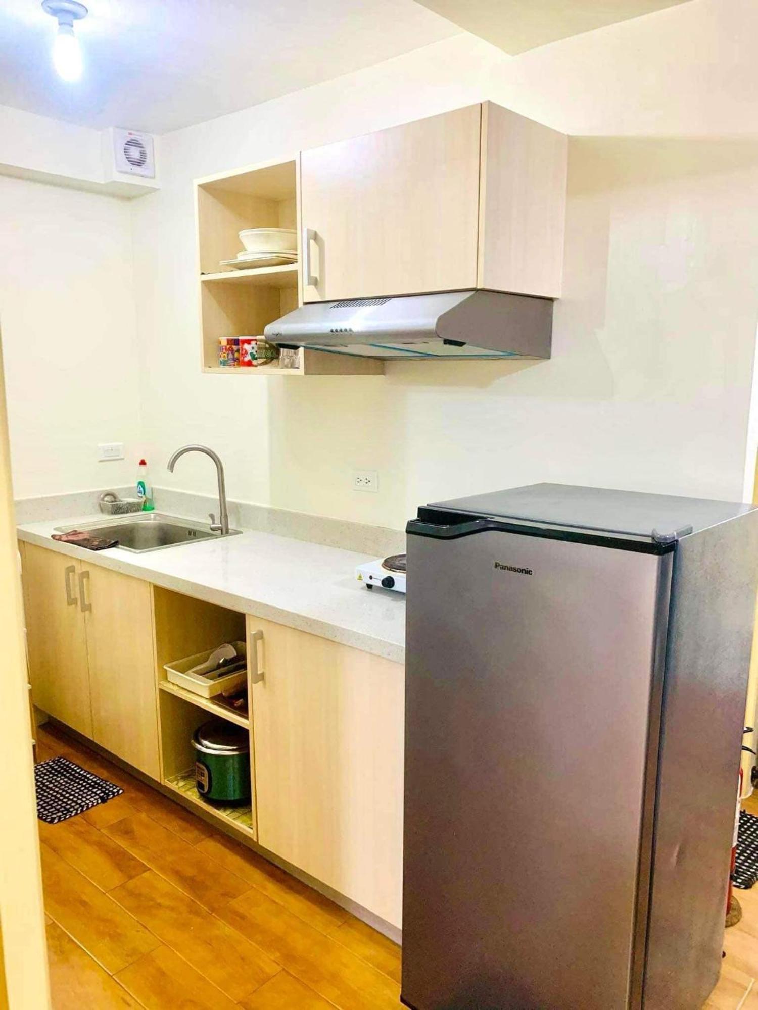 Davao Condo 2Br Pool Wifi Netflix Eksteriør billede